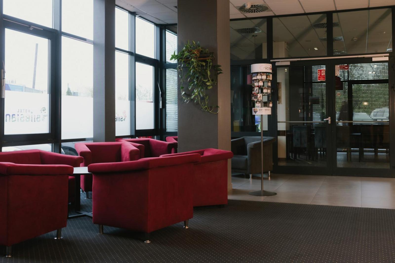 Economy Silesian Hotel Katowice Exterior foto